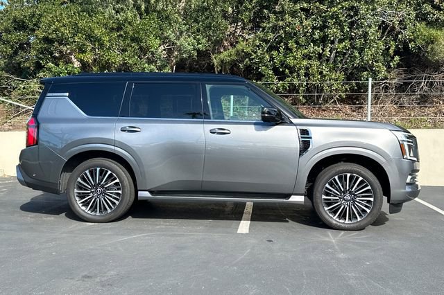 Used 2025 Nissan Armada Platinum Reserve image 6