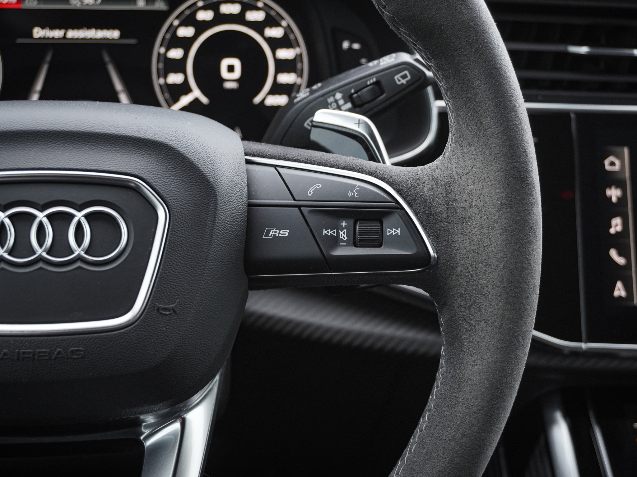 Used 2022 Audi RS Q8 image 18