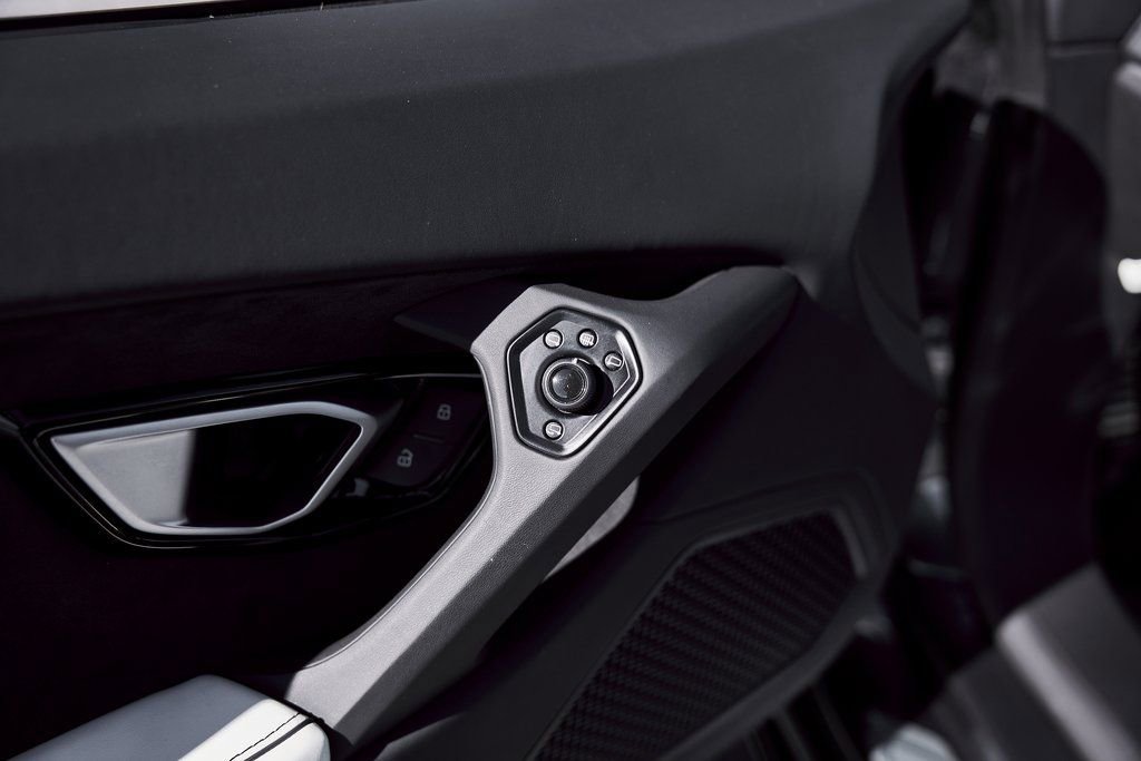 Used 2024 Lamborghini Huracan EVO AWD/4WD image 36