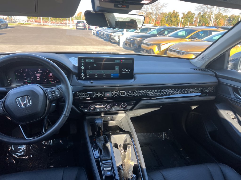 Used 2024 Honda Accord EX-L image 10