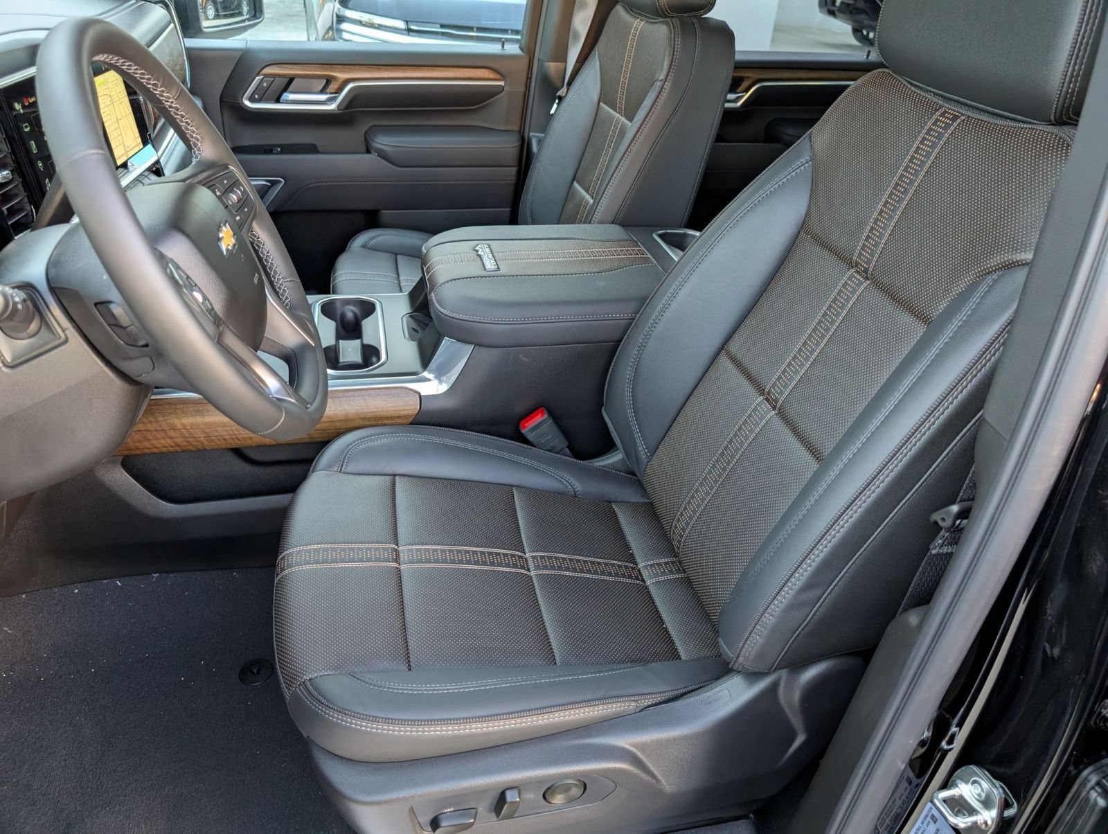New 2026 Chevrolet Silverado 2500 High Country w/ Technology Package AWD/4WD image 10