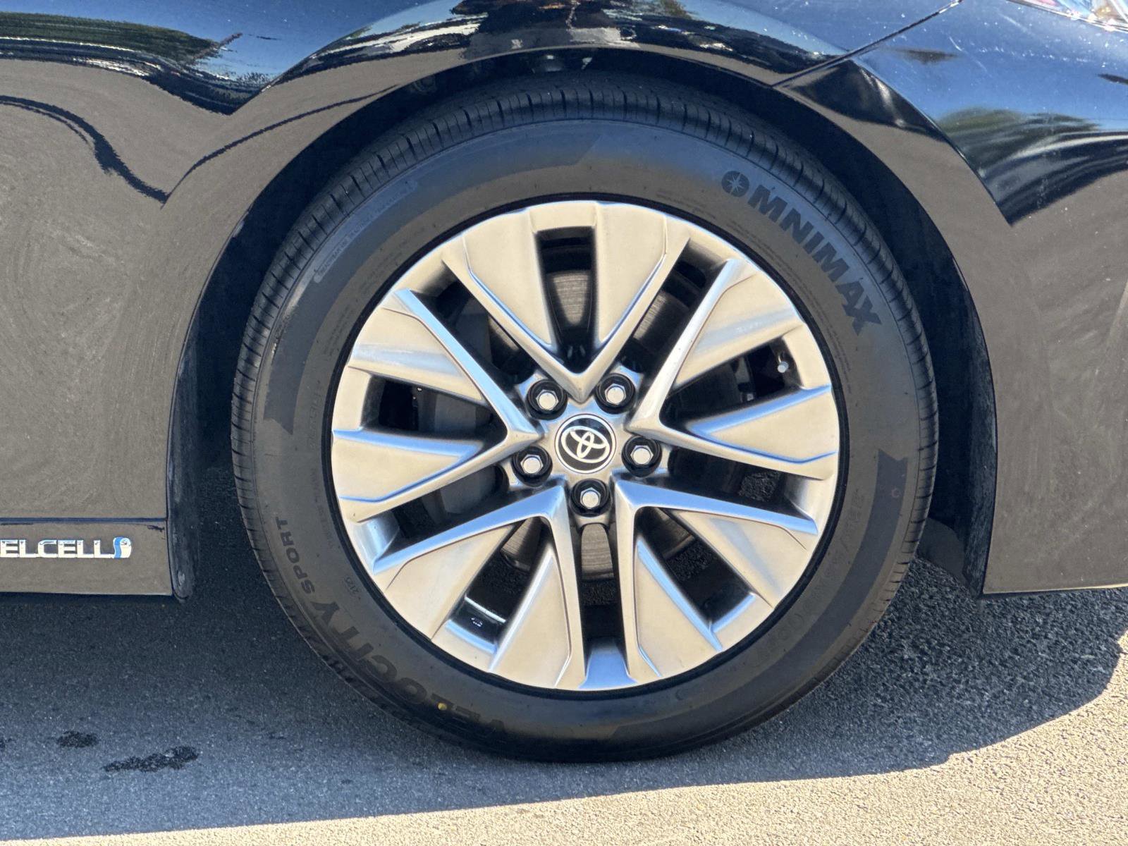 Used 2022 Toyota Mirai image 25