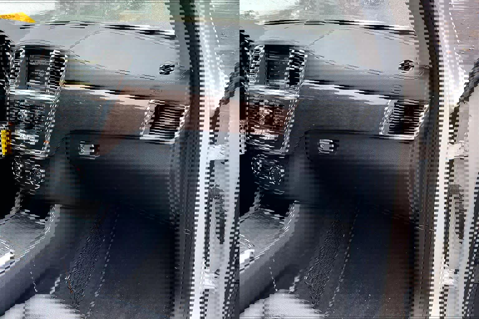 Used 2014 Mercedes-Benz GL 450 4MATIC image 17