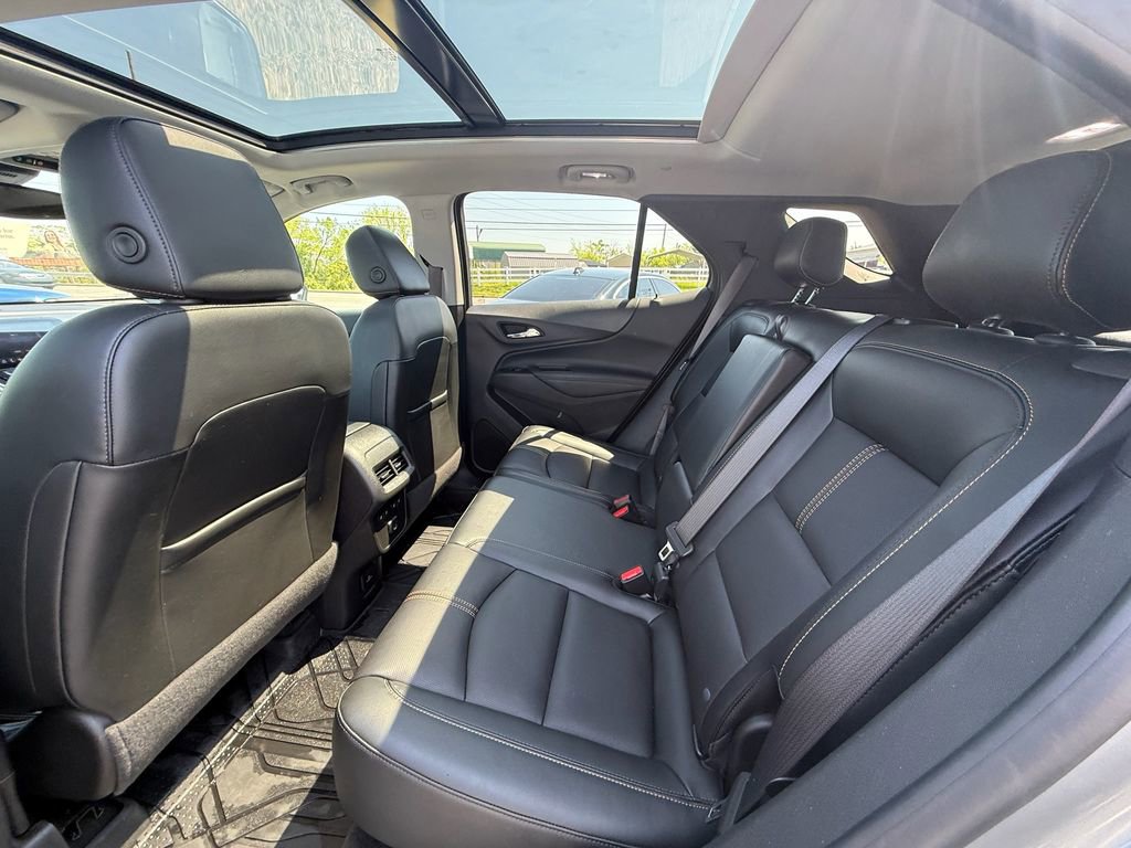 Used 2023 Chevrolet Equinox Premier image 19