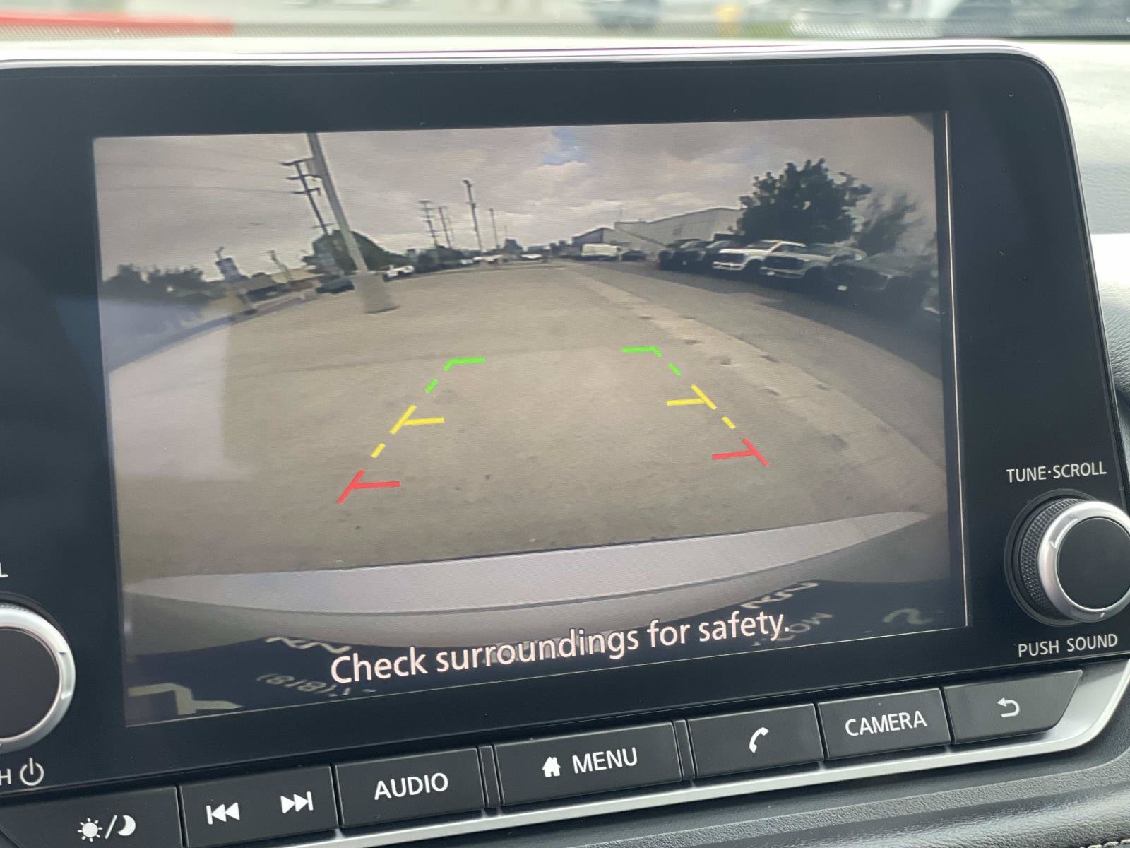 Used 2024 Nissan Rogue SV FWD image 19