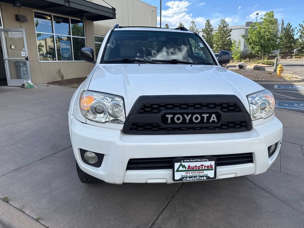 Used 2006 Toyota 4Runner SR5 AWD/4WD image 3