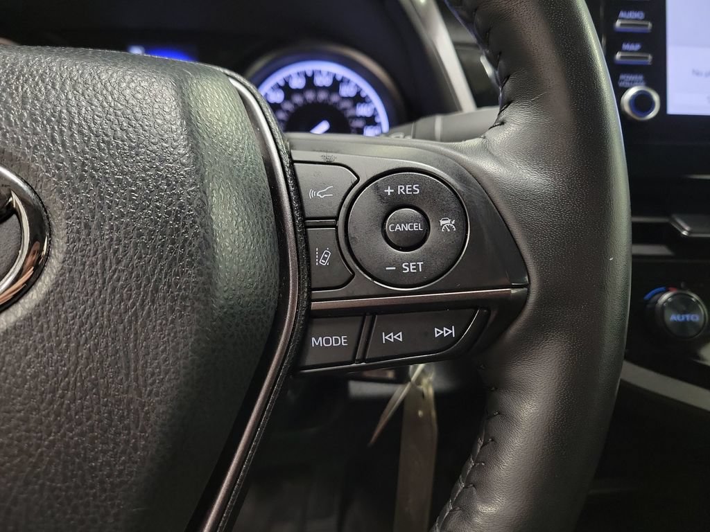 Used 2024 Toyota Camry SE FWD image 24
