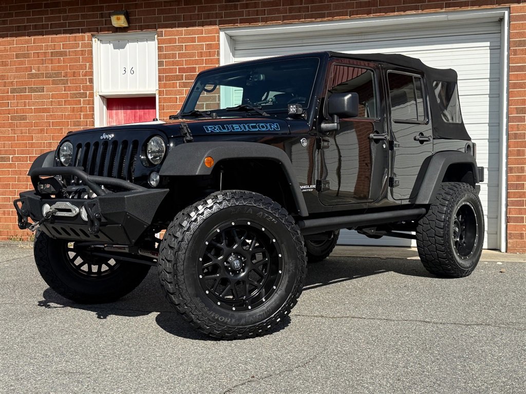 Used 2015 Jeep Wrangler Unlimited Rubicon w/ Dual Top Group image 3