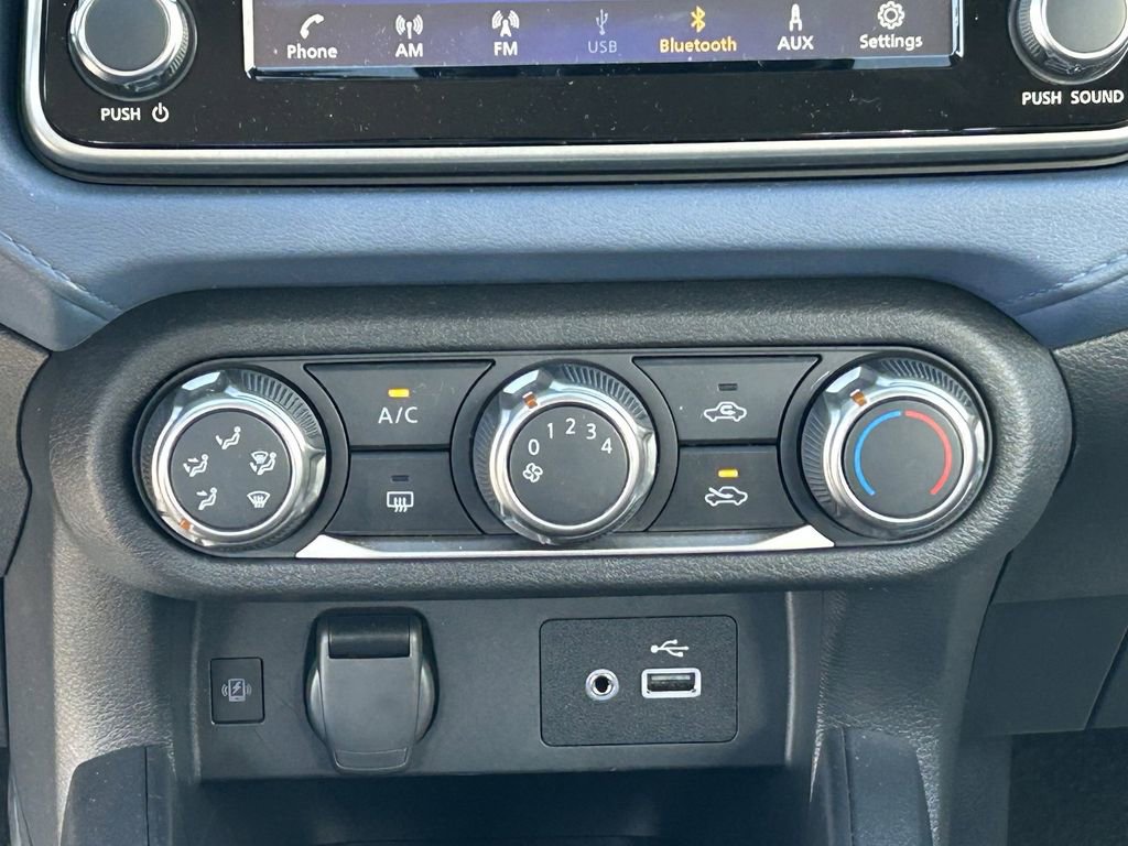 Used 2025 Nissan Versa SV w/ Trunk Package image 15