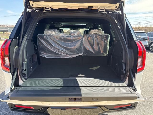 New 2026 Ford Expedition Platinum image 11