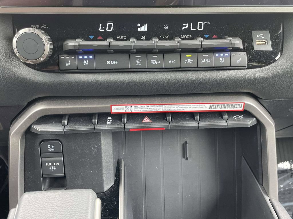 New 2026 Toyota Tundra Limited AWD/4WD image 39