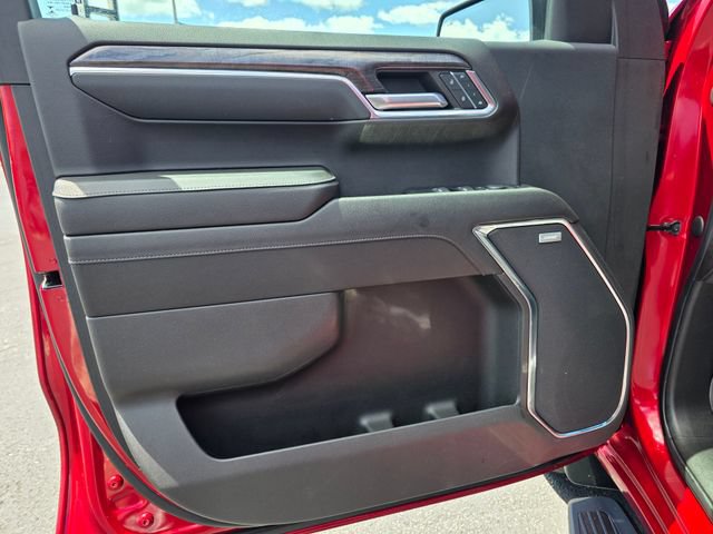Used 2023 Chevrolet Silverado 1500 LTZ AWD/4WD image 16