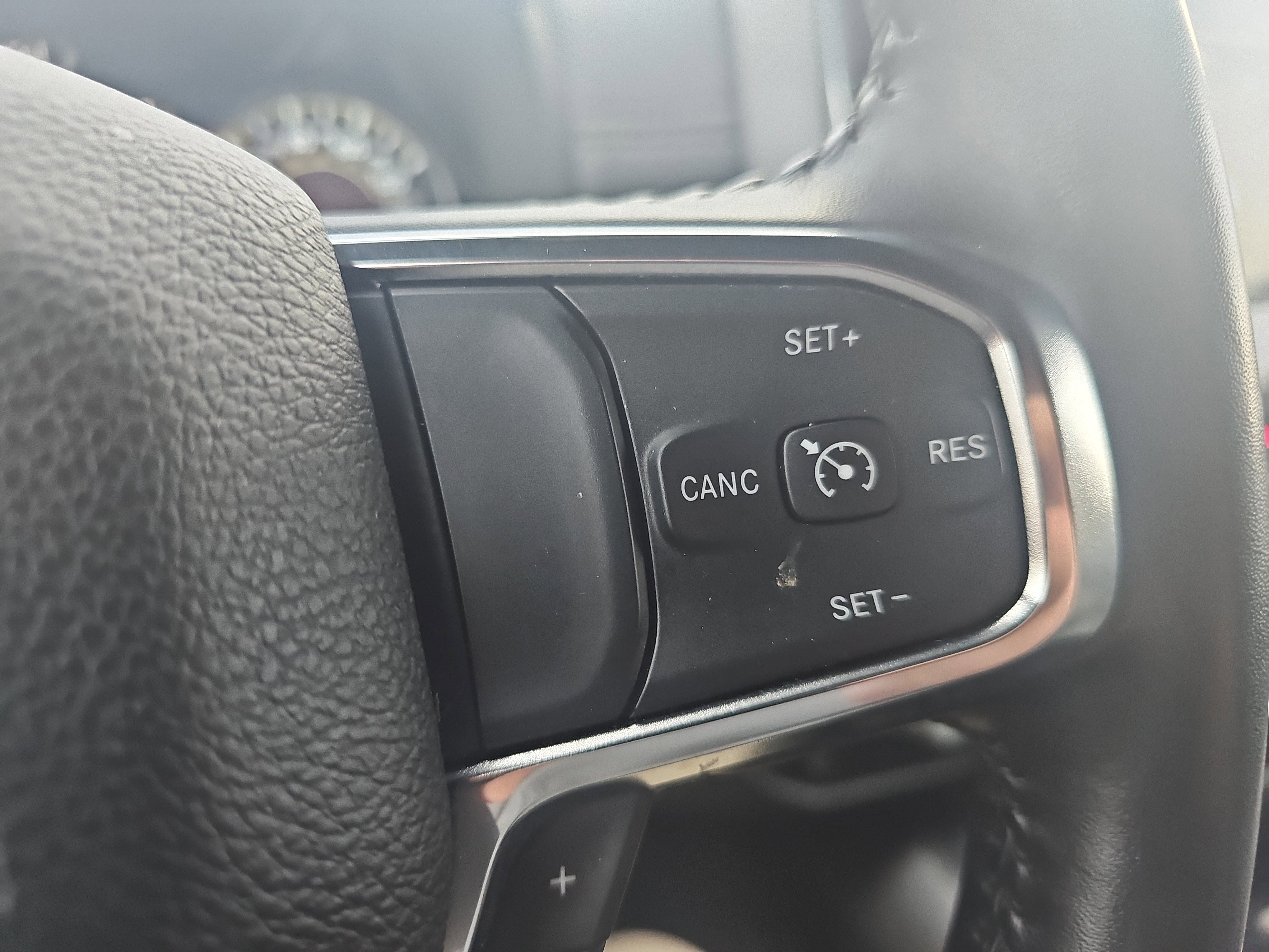 Used 2024 RAM 1500 Laramie image 19