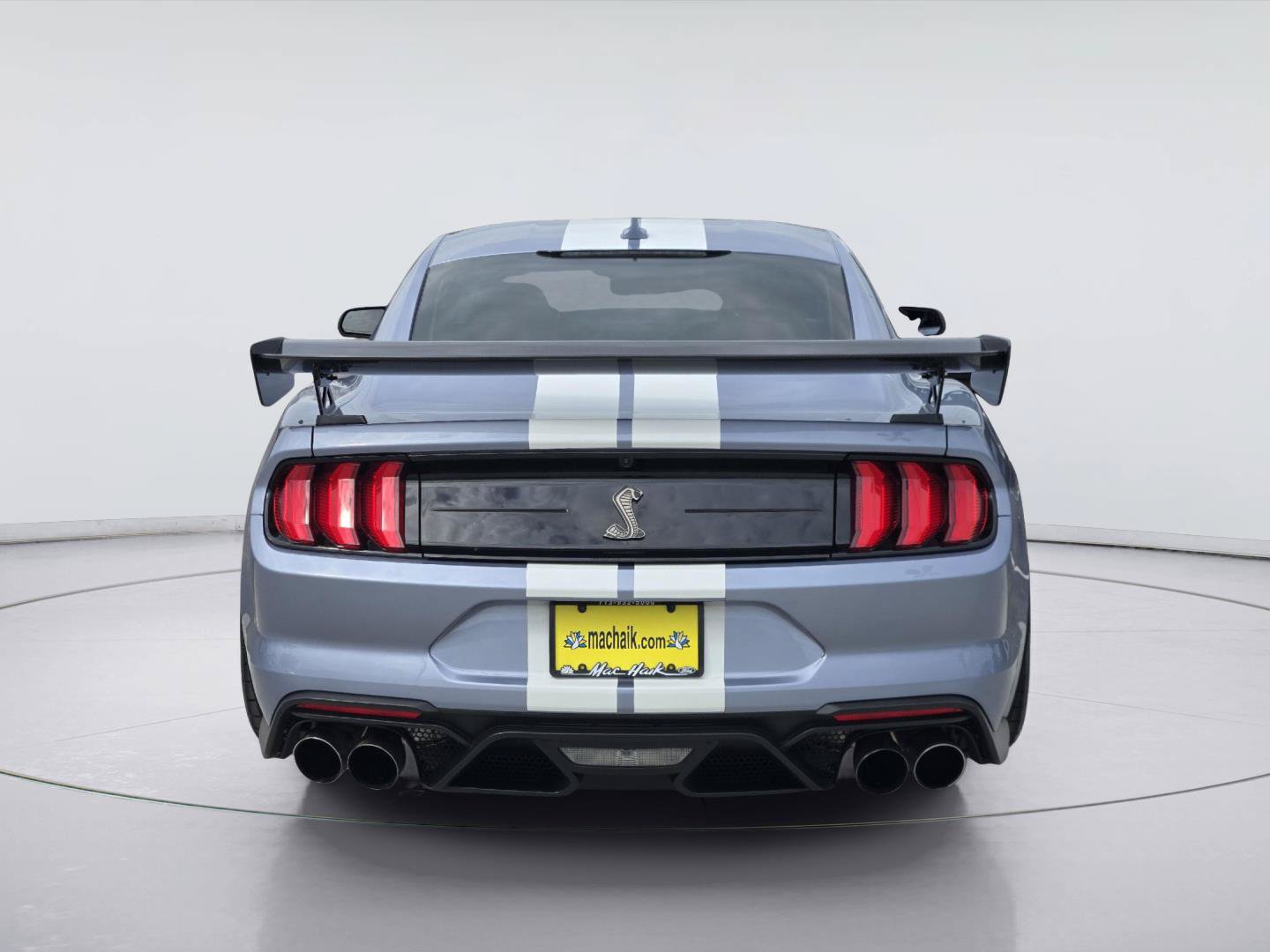 Used 2022 Ford Mustang Shelby GT500 w/ Carbon Fiber Track Pack RWD image 7