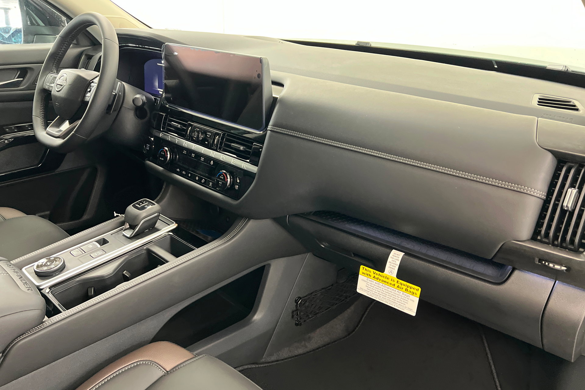 New 2026 Nissan Pathfinder Platinum image 24