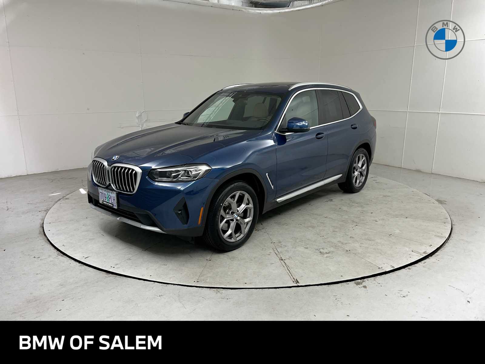 Used 2023 BMW X3 xDrive30i w/ Premium Package AWD/4WD image 1