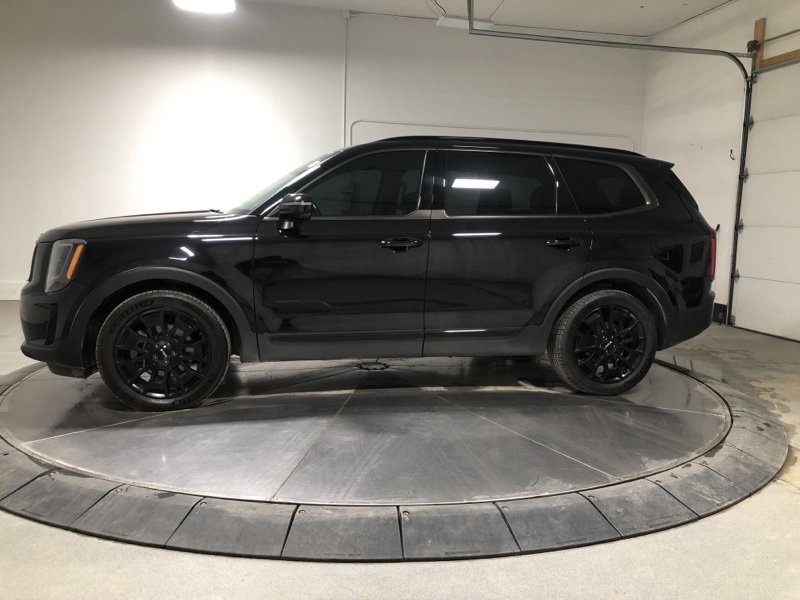 Used 2022 Kia Telluride SX w/ SX Prestige Package image 4