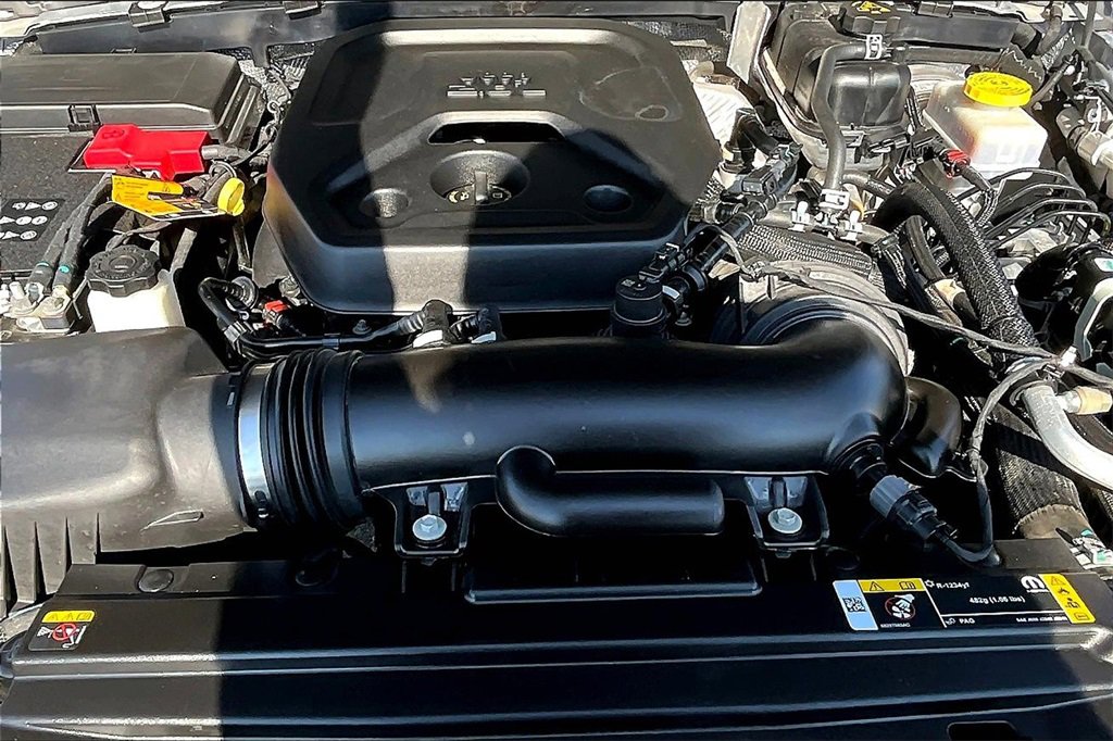 Used 2024 Jeep Wrangler Sahara image 10