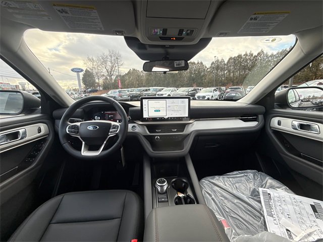 New 2026 Ford Explorer Active w/ Active Comfort Package image 16