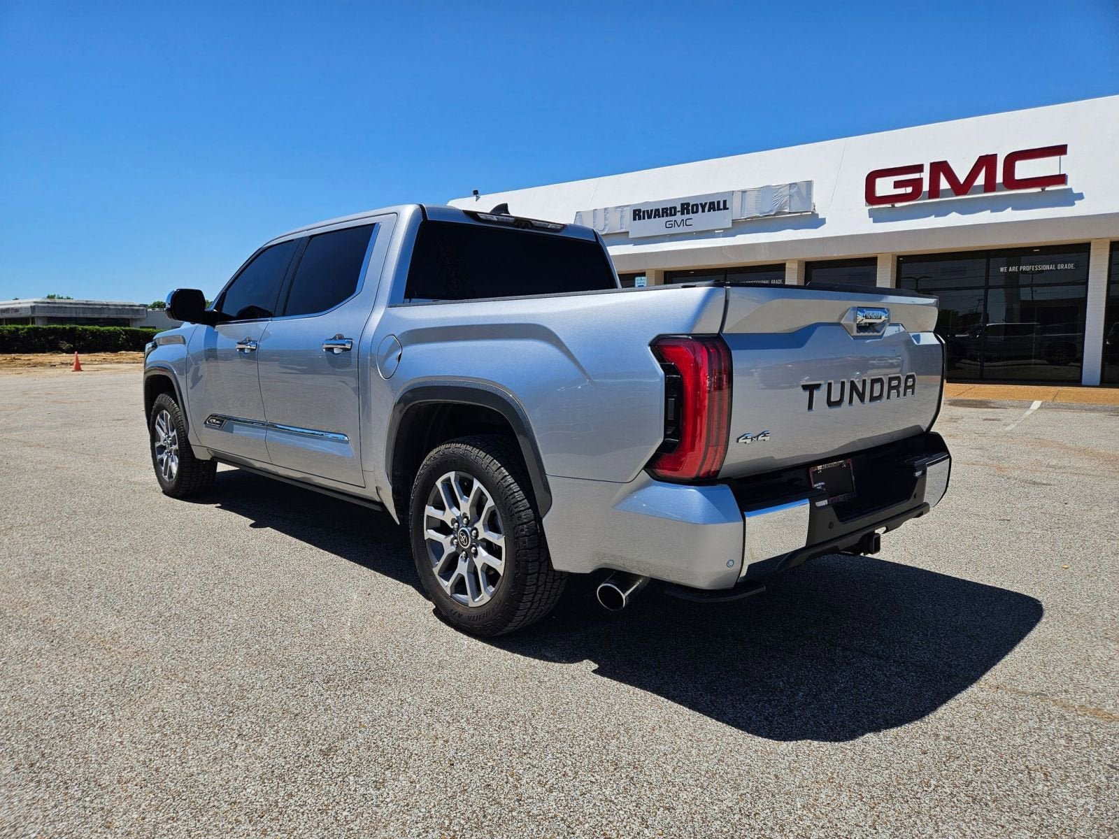 Used 2023 Toyota Tundra 1794 Edition w/ Advanced Package AWD/4WD image 3