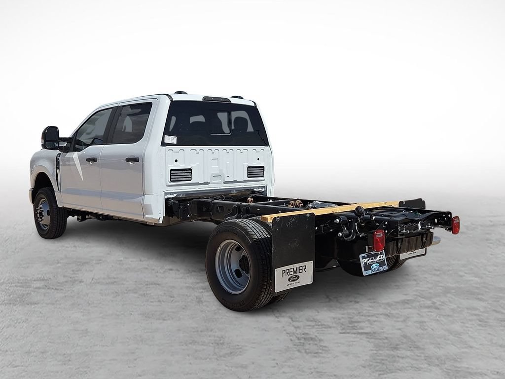 New 2026 Ford F350 XL w/ XL Chrome Package AWD/4WD image 7