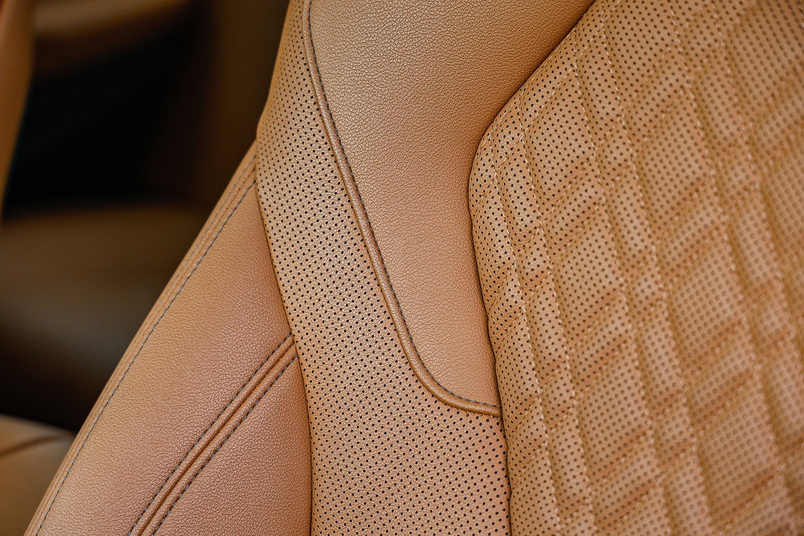 Used 2022 BMW 530i w/ Premium Package image 25