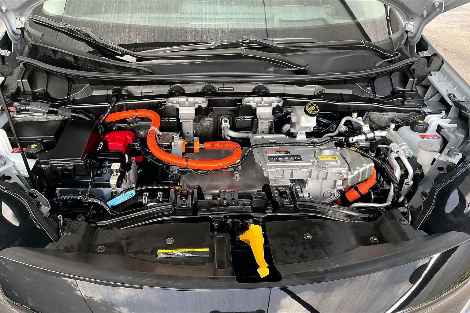 Used 2024 Nissan Ariya AWD image 31