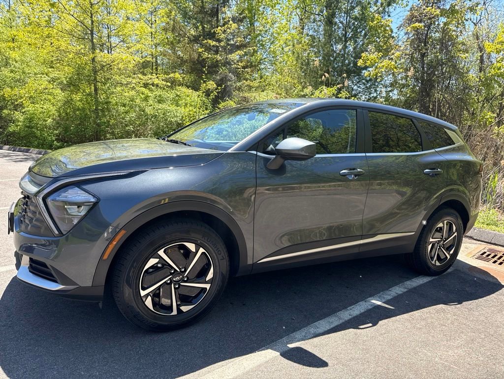 Used 2023 Kia Sportage LX AWD/4WD image 24