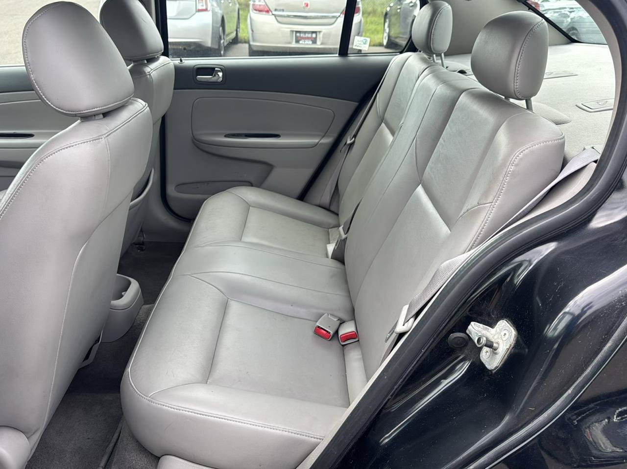 Used 2005 Chevrolet Cobalt LS FWD image 11