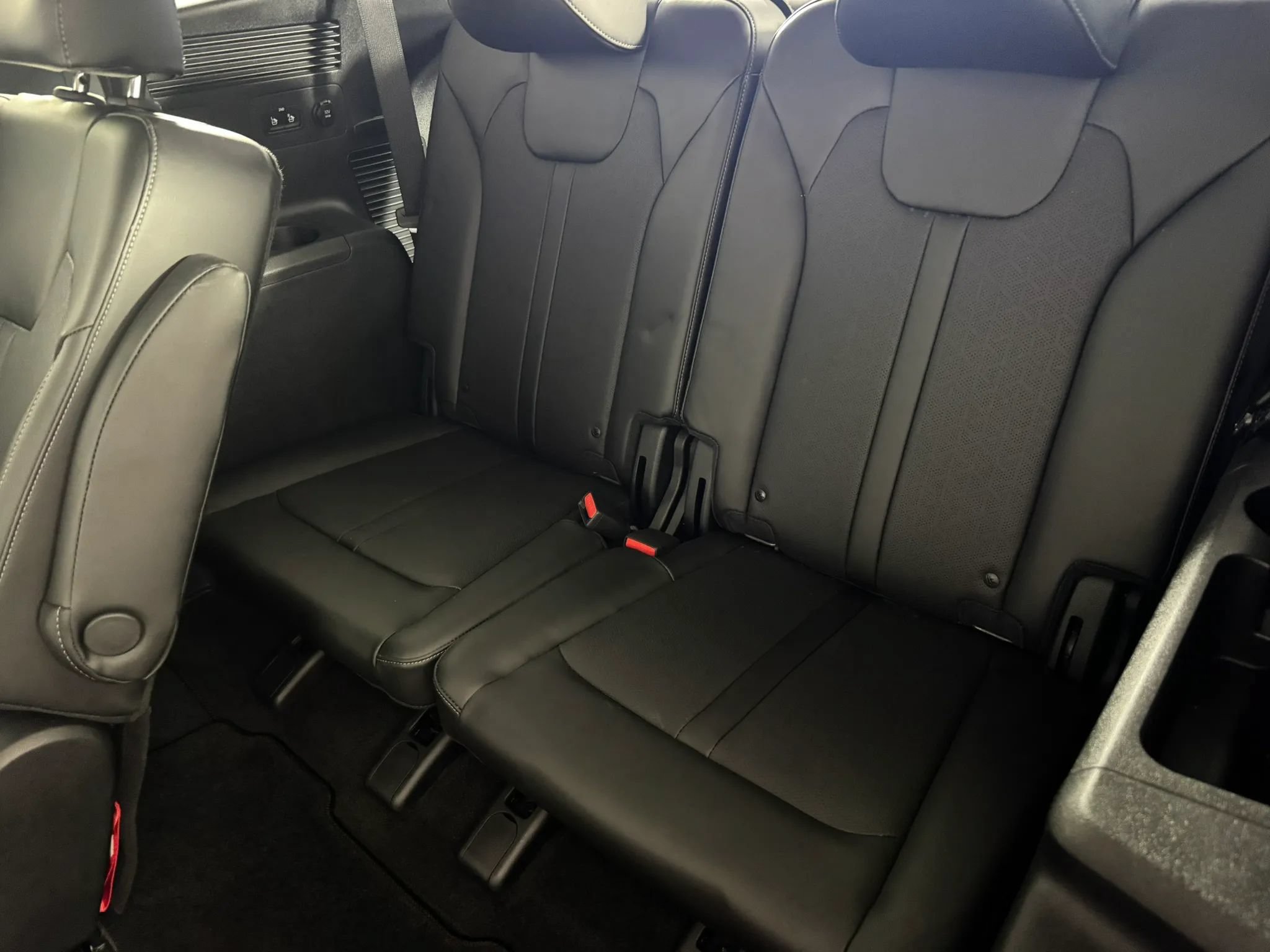 Used 2022 Kia Sorento SX AWD/4WD image 41