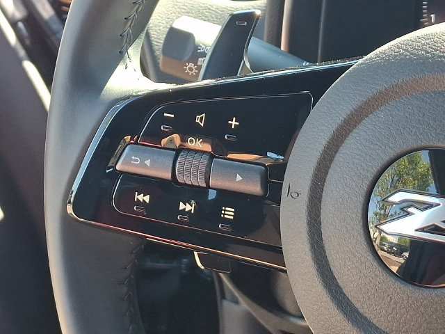 Used 2023 Nissan Z w/ Floor Mat Package (L93) RWD image 6
