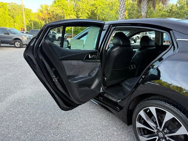 Used 2016 Nissan Maxima SR image 24
