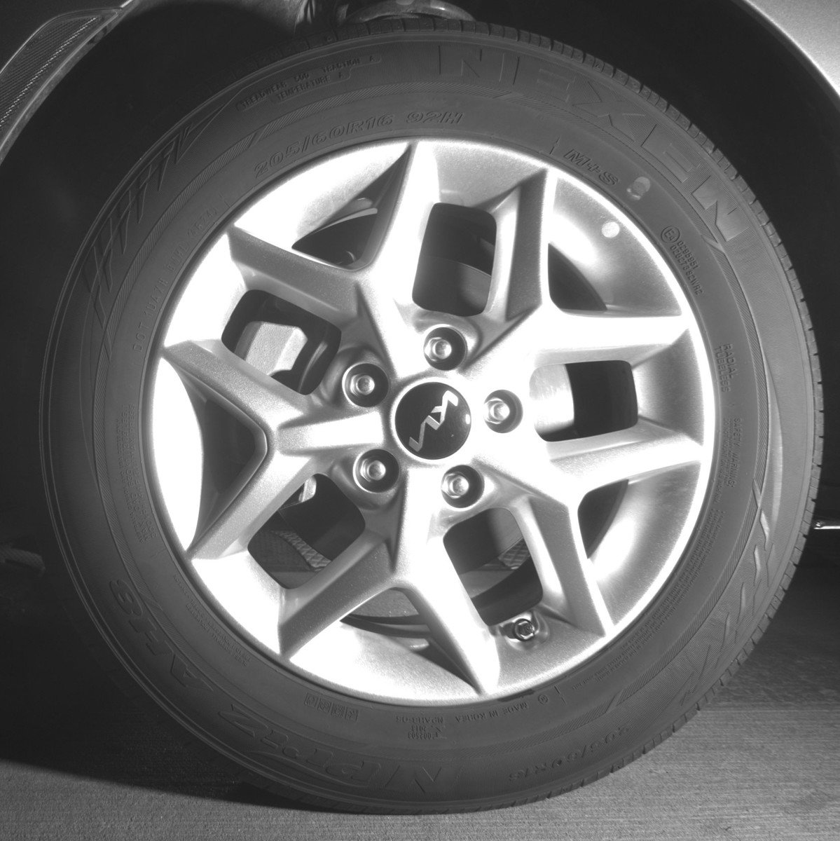 Used 2025 Kia Soul LX w/ LX Technology Package FWD image 12