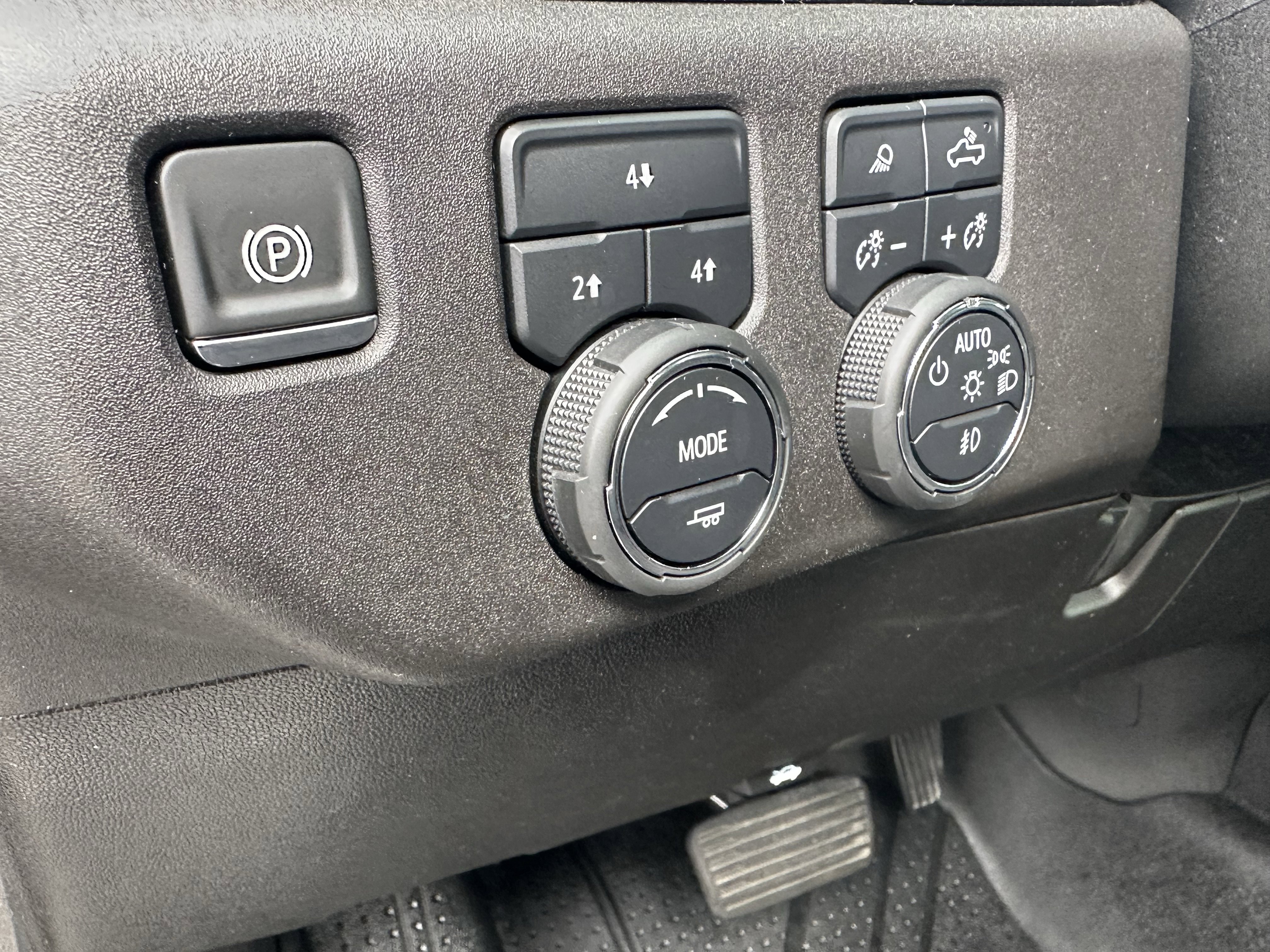 Used 2024 Chevrolet Silverado 2500 LT w/ All Star Edition image 19