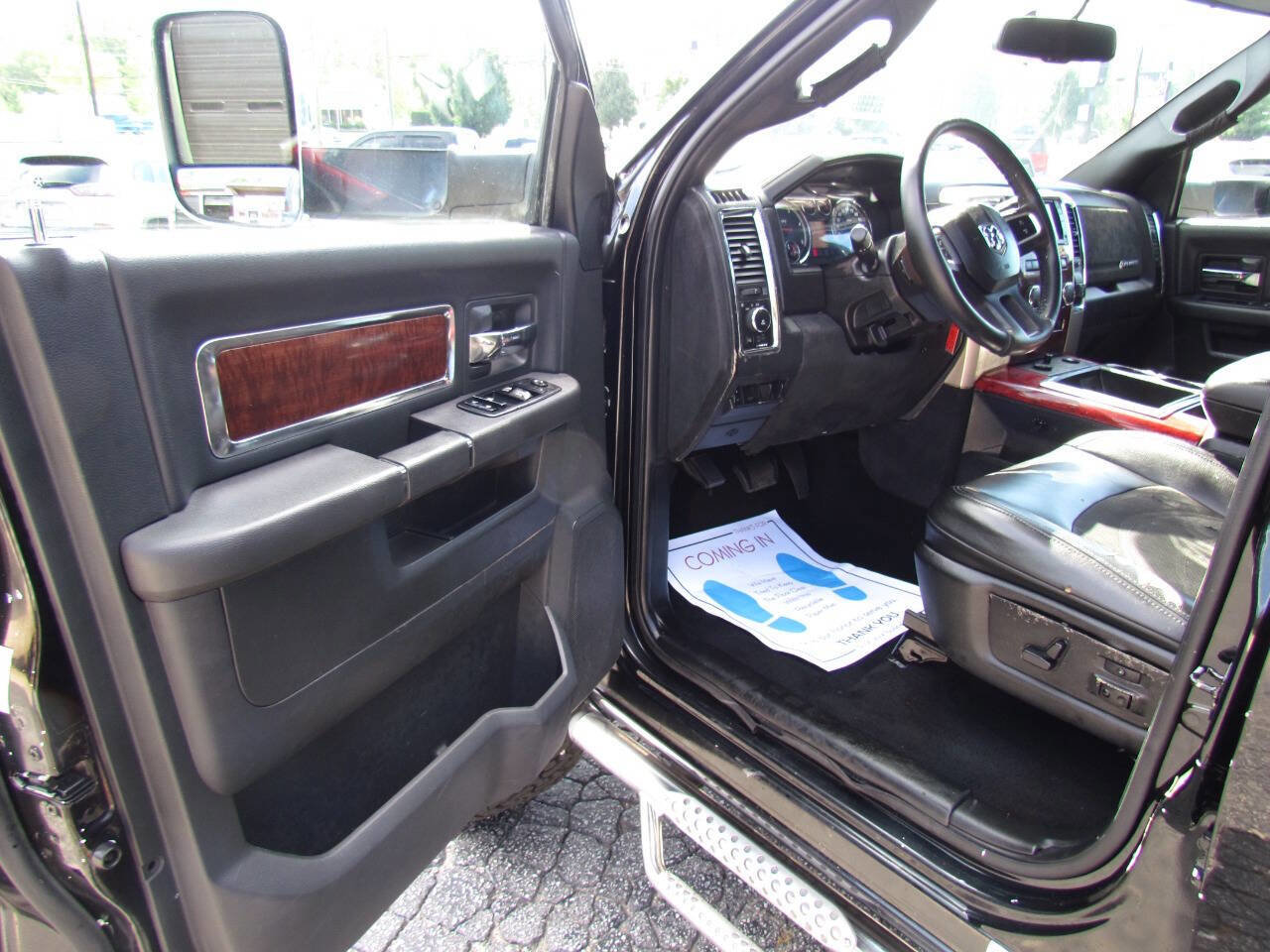 Used 2011 RAM 3500 Laramie w/ Protection Group image 9