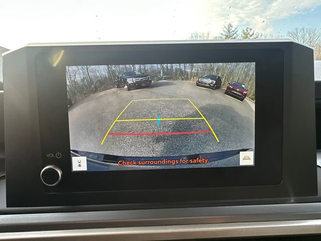 Used 2024 Toyota Tacoma SR5 image 33