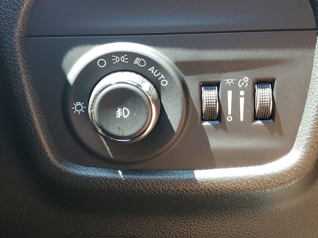 Used 2024 Jeep Grand Cherokee L Limited w/ Trailer Tow Package image 35