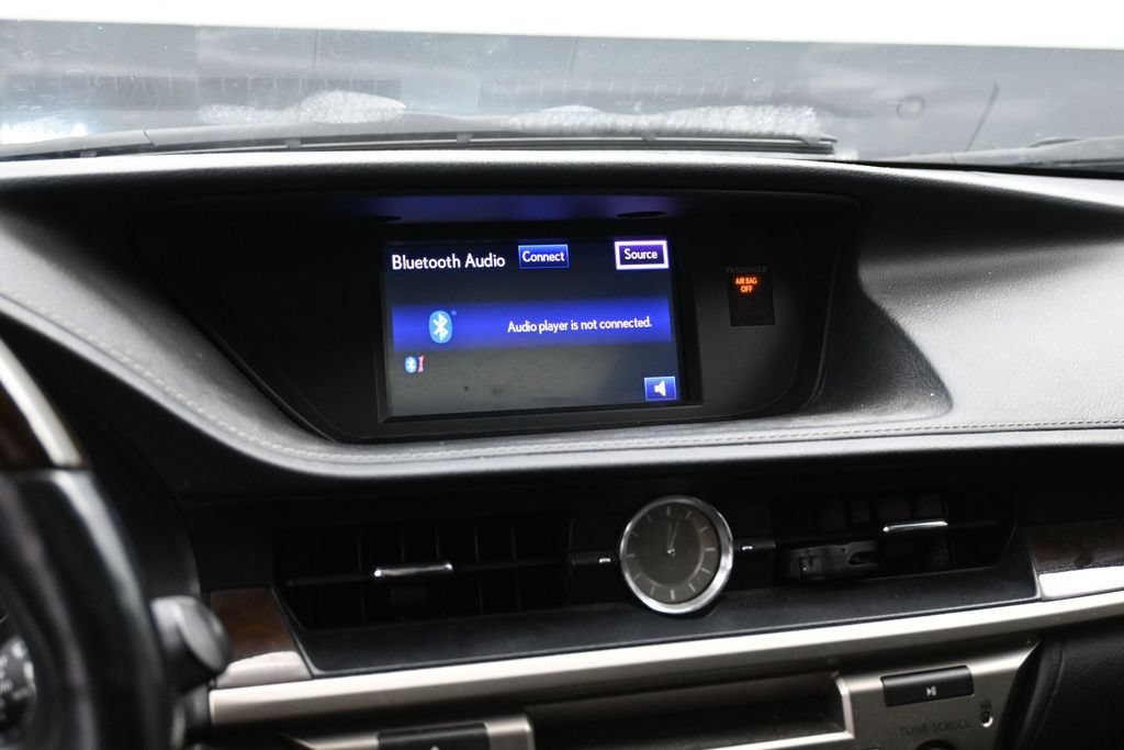 Used 2013 Lexus ES 350 w/ Luxury Pkg FWD image 14