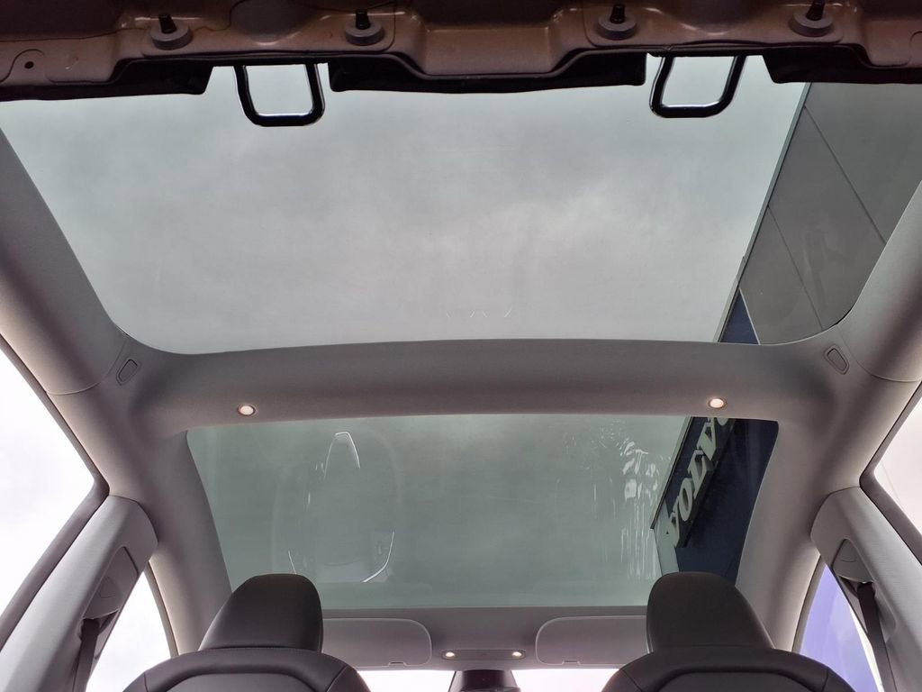 Used 2025 Tesla Model 3 Long Range RWD image 23