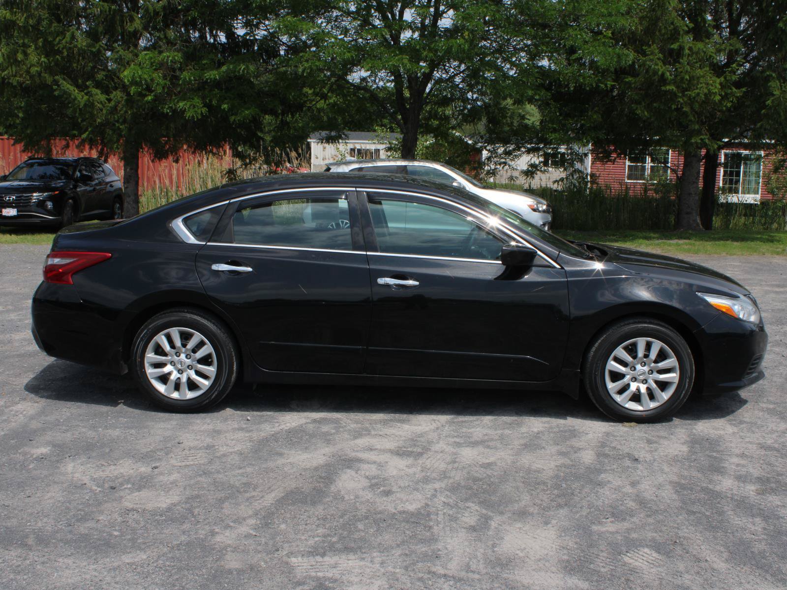 Used 2018 Nissan Altima 2.5 S w/ S Convenience Package FWD image 4