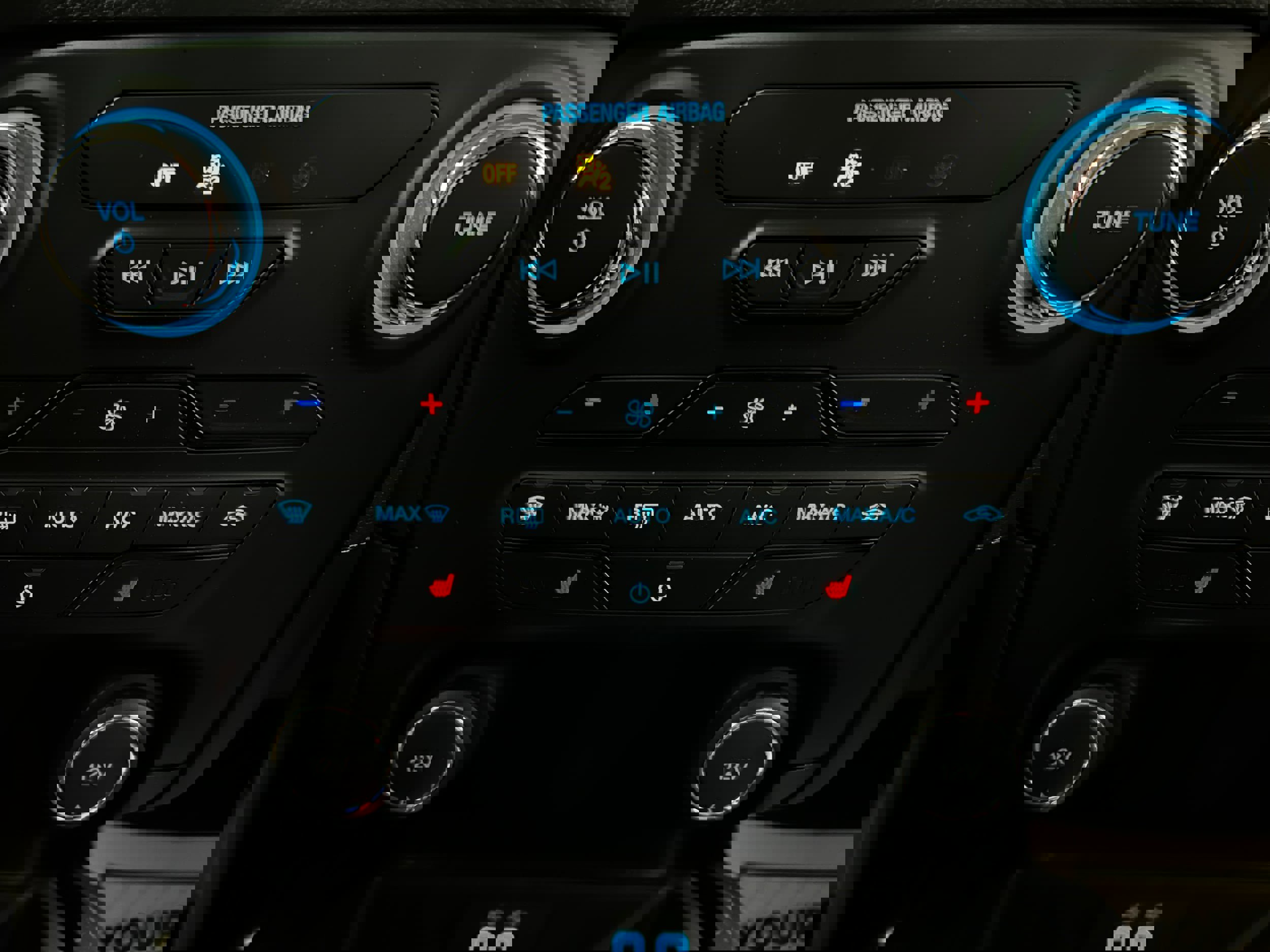 Used 2019 Ford Ranger Lariat w/ Black Appearance Package image 10