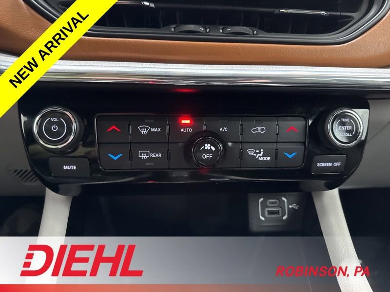 Certified 2024 Jeep Compass Limited image 31