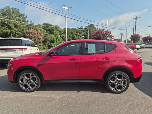 Used 2025 Alfa Romeo Tonale w/ Premium Package AWD/4WD image 6