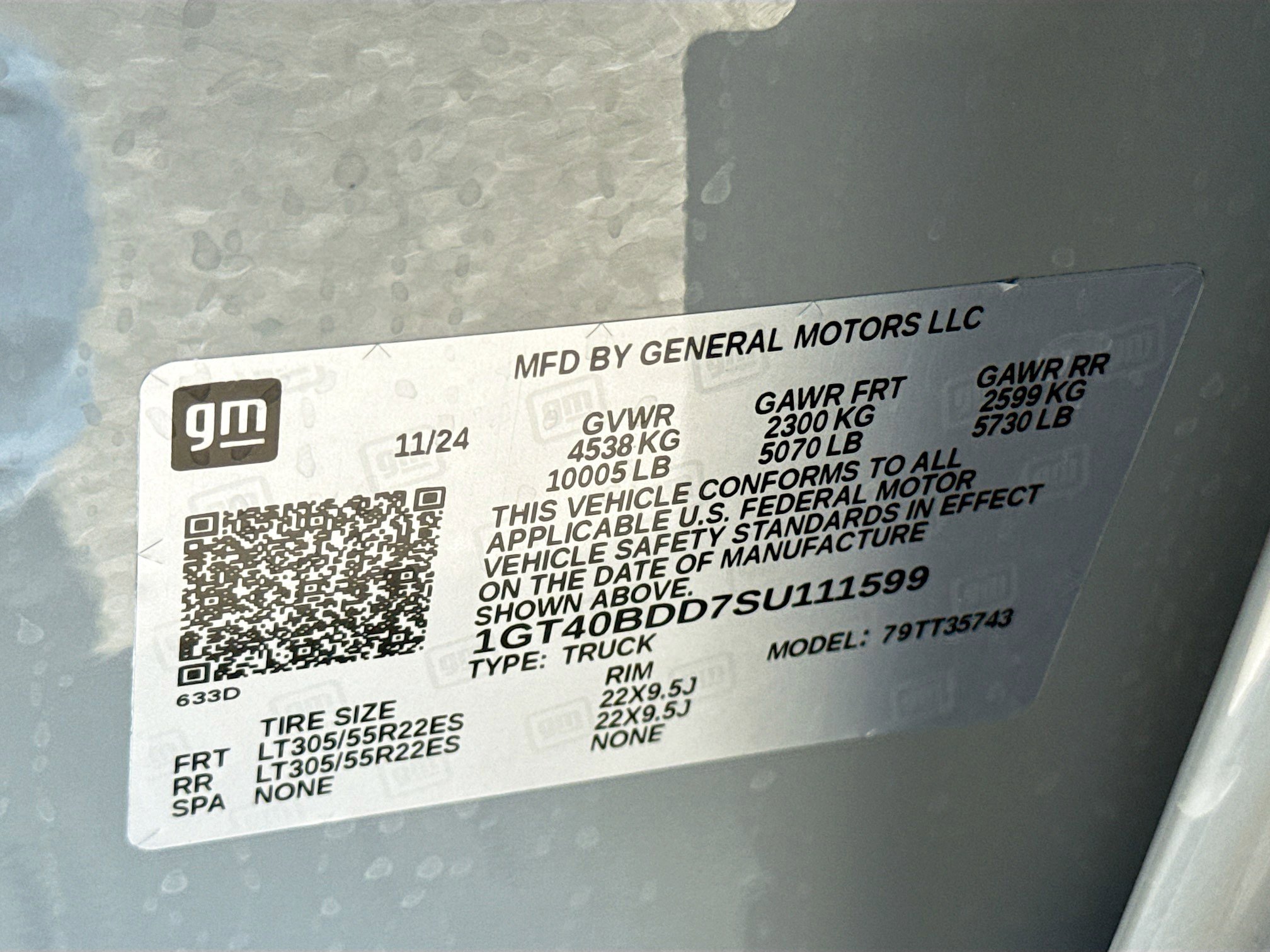 Used 2025 GMC Hummer EV 2X w/ LPO, Dark Essentials Package image 46