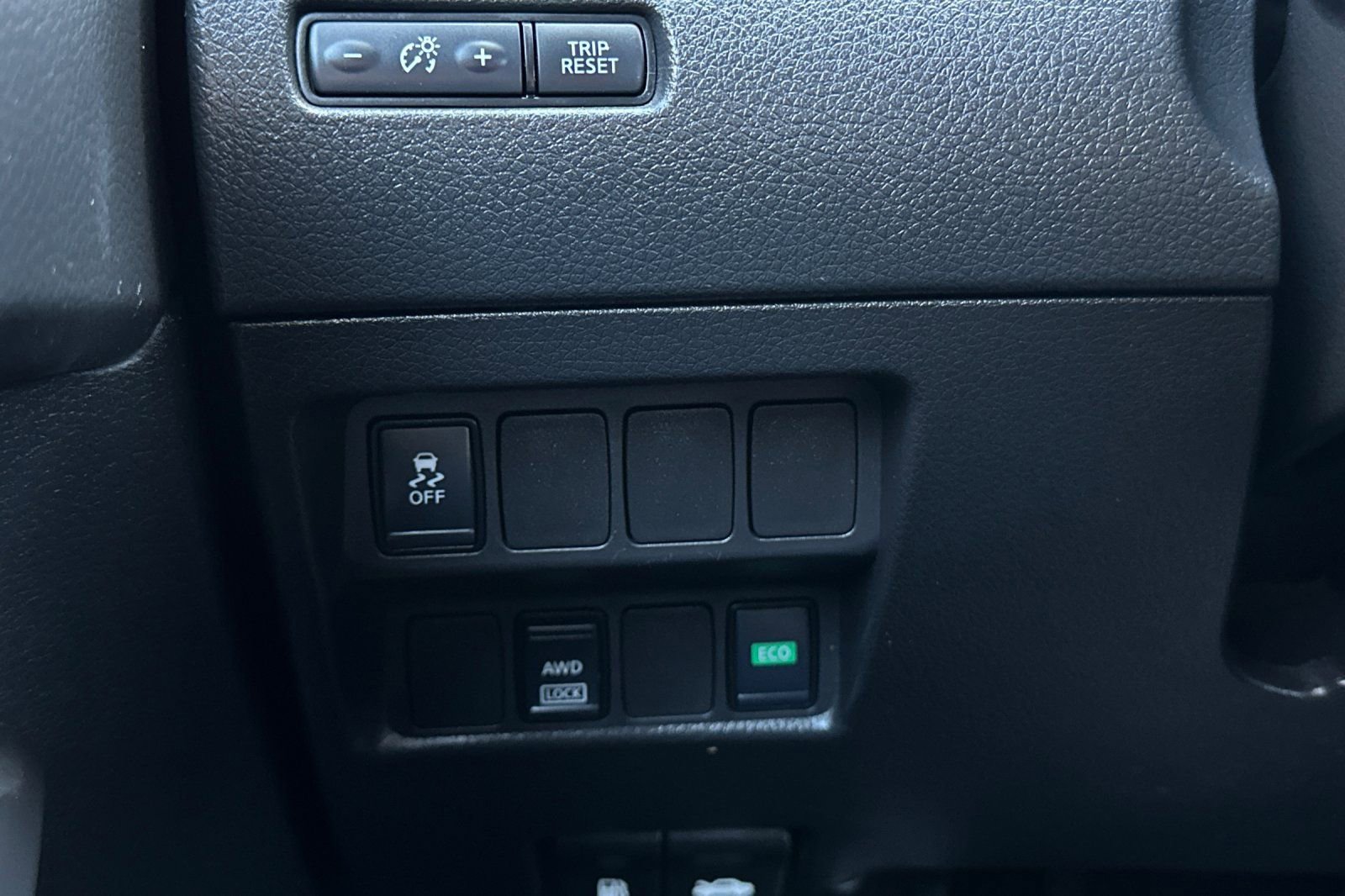 Used 2019 Nissan Rogue Sport S AWD/4WD image 27
