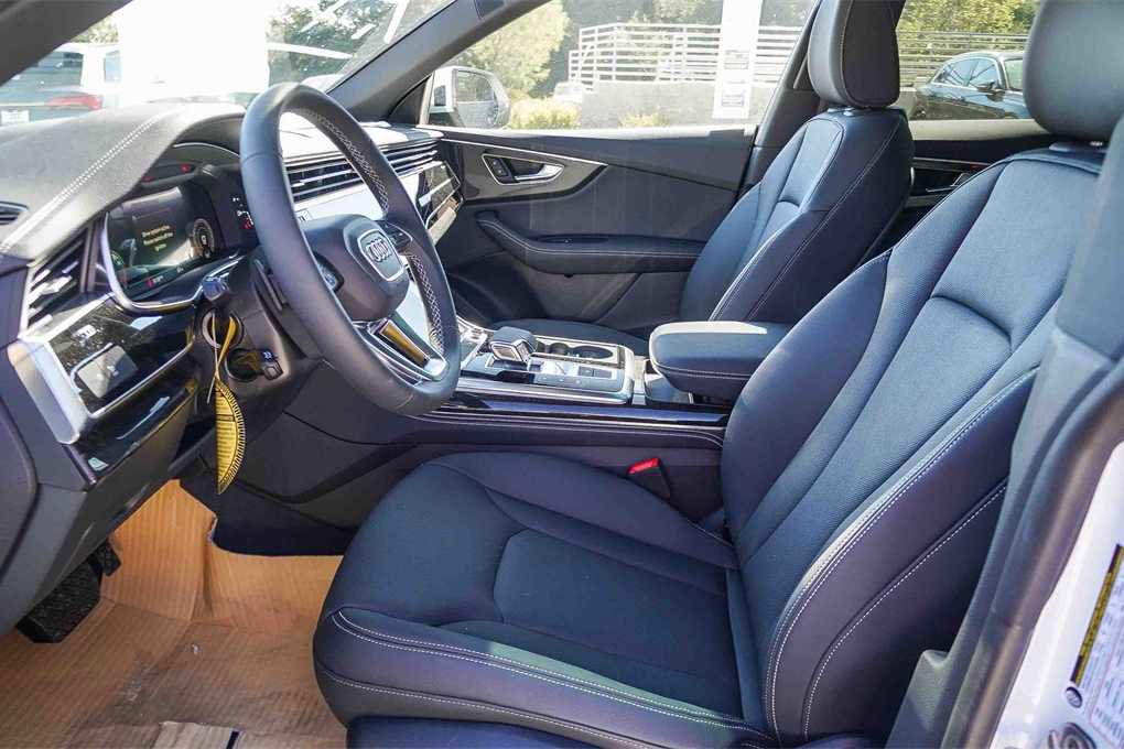New 2025 Audi Q8 Premium Plus image 20