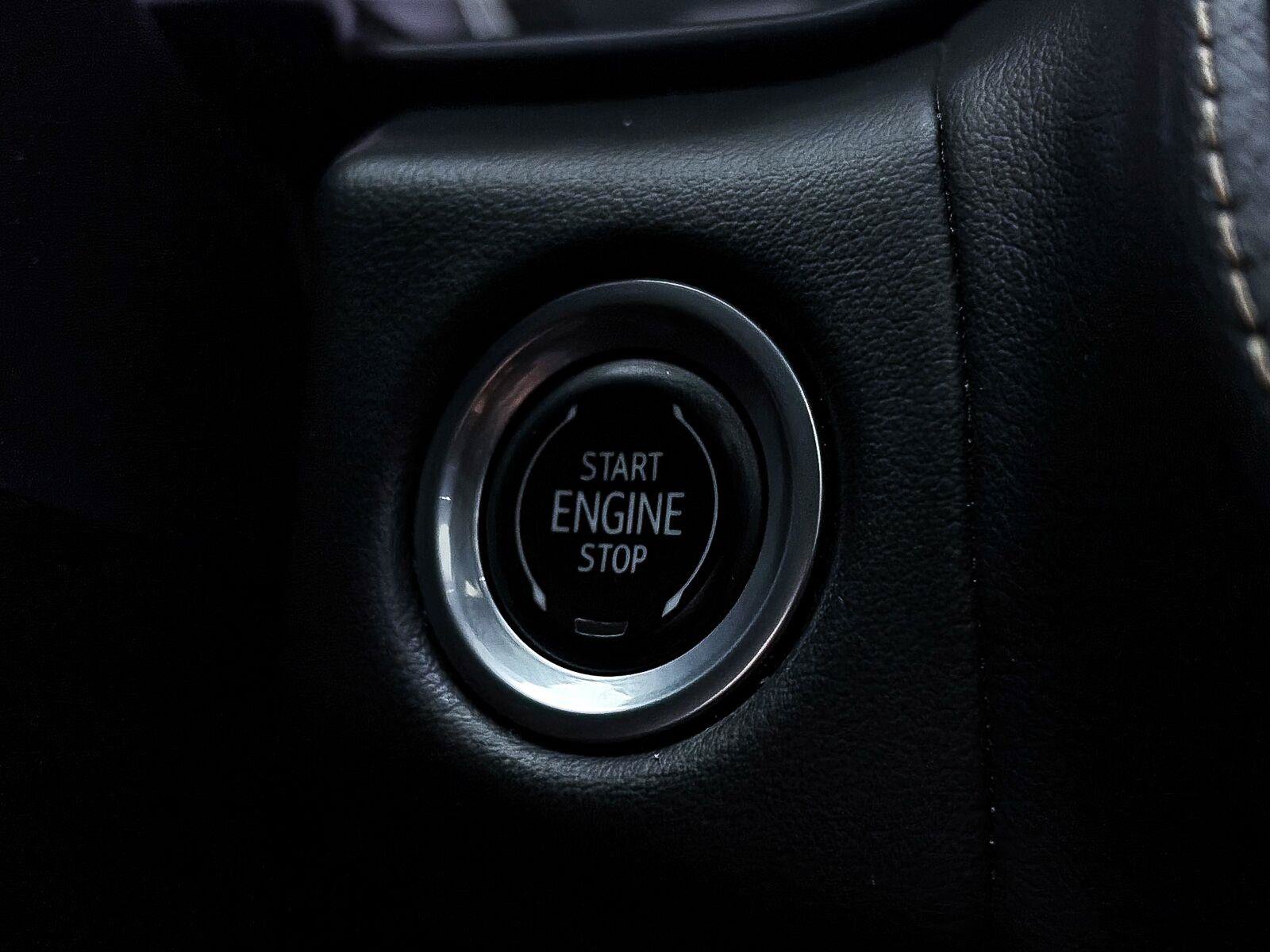Used 2021 Chevrolet Tahoe Premier w/ Premium Package RWD image 25