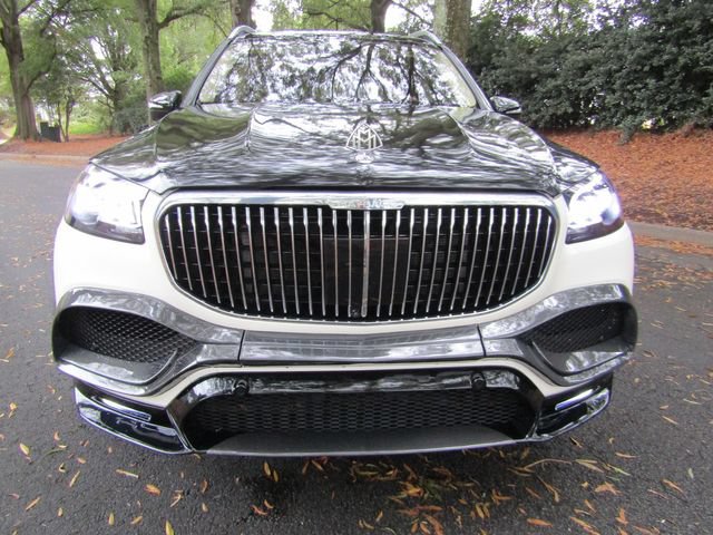 Used 2022 Mercedes-Benz Maybach GLS 600 4MATIC image 11
