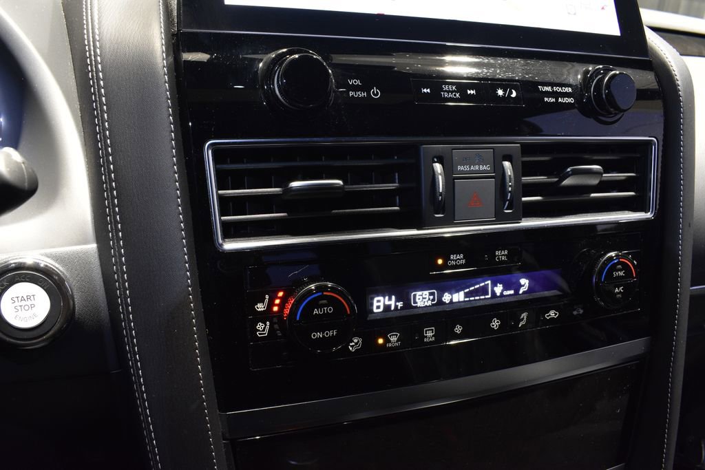 Used 2024 INFINITI QX80 Sensory image 24