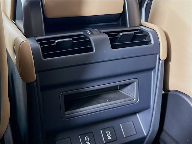 New 2026 Land Rover Defender 110 X-Dynamic SE image 27